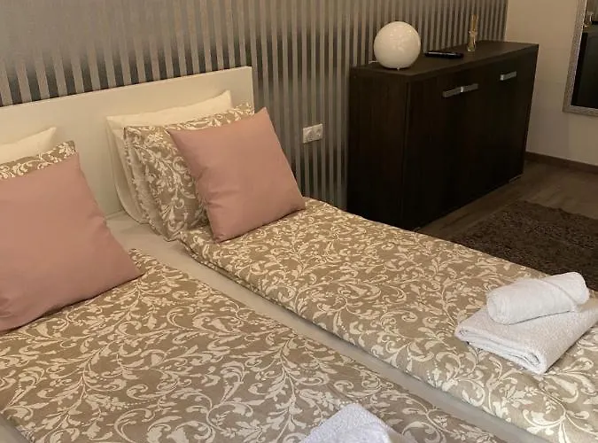 Andrassy * Budapesta