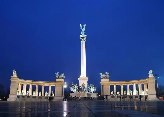 Andrassy Apartament *